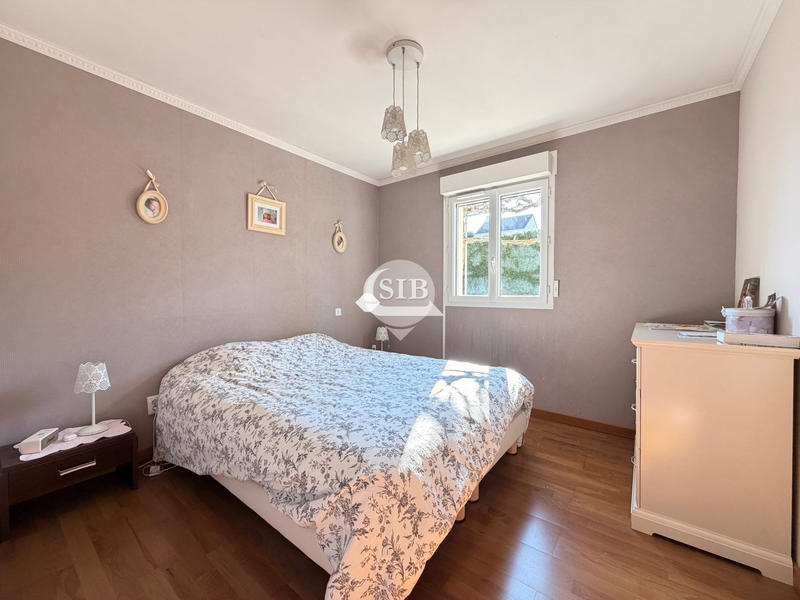 Maison traditionnelle - 122 m² - 6 pièces