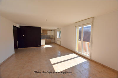 Appartement - 78 m² - 3 pièces