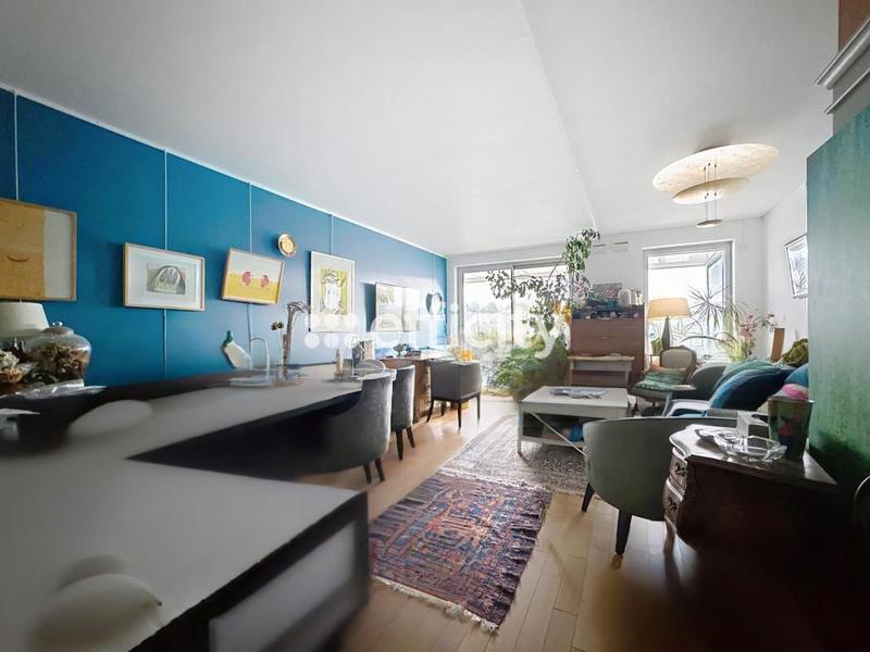 Appartement - 90 m² - 4 pièces