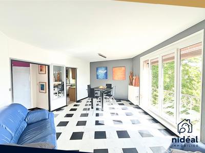 Appartement - 80 m² - 4 pièces