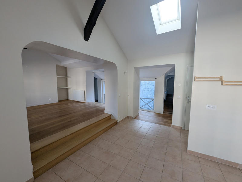 Appartement - 75 m² - 3 pièces