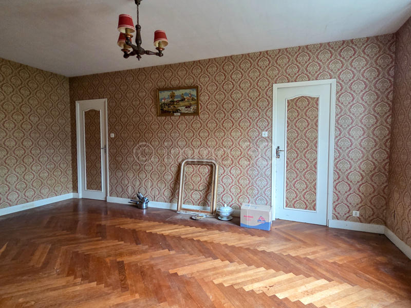 Maison en pierre - 100 m² - 5 pièces