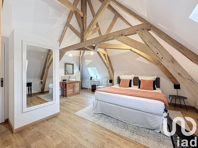 Château - 442 m² - 8 pièces