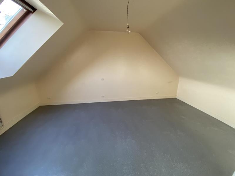 Maison - 75 m² - 5 pièces