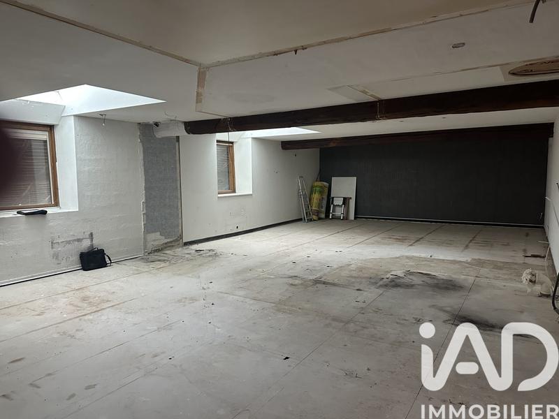 Loft - 240 m² - 3 pièces