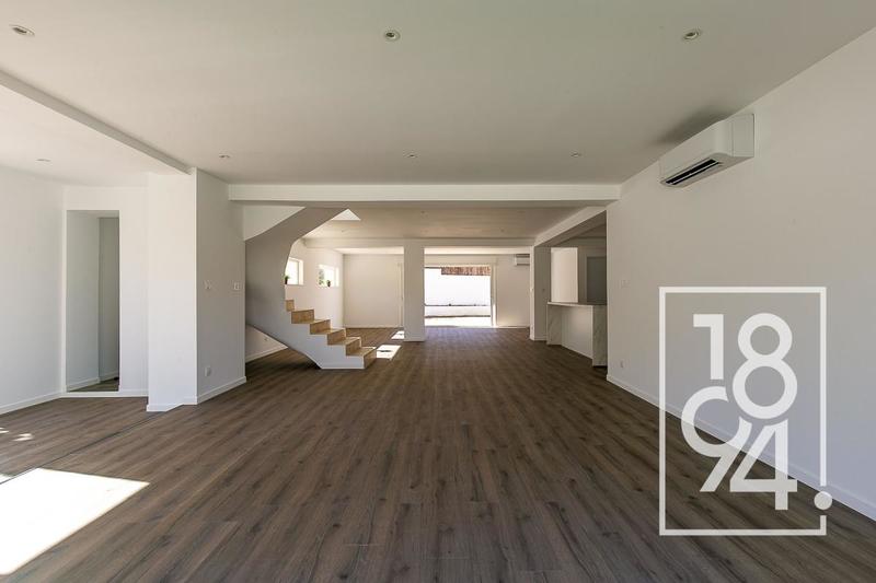 Villa - 190 m² - 6 pièces