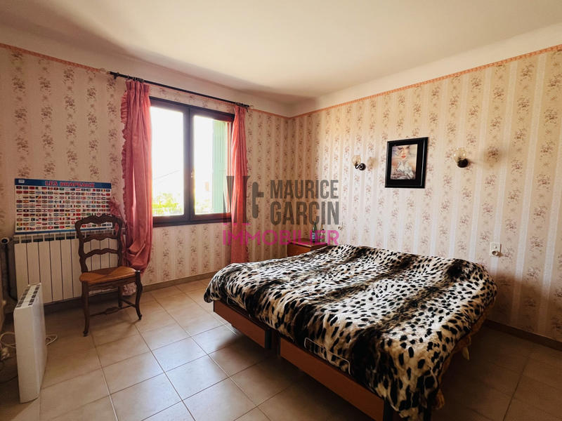 Maison - 183 m² - 7 pièces