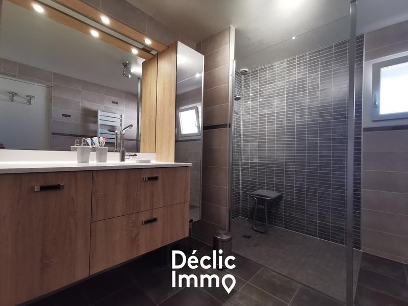 Maison - 142 m² - 6 pièces