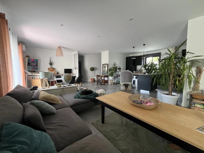 Maison - 110 m² - 4 pièces