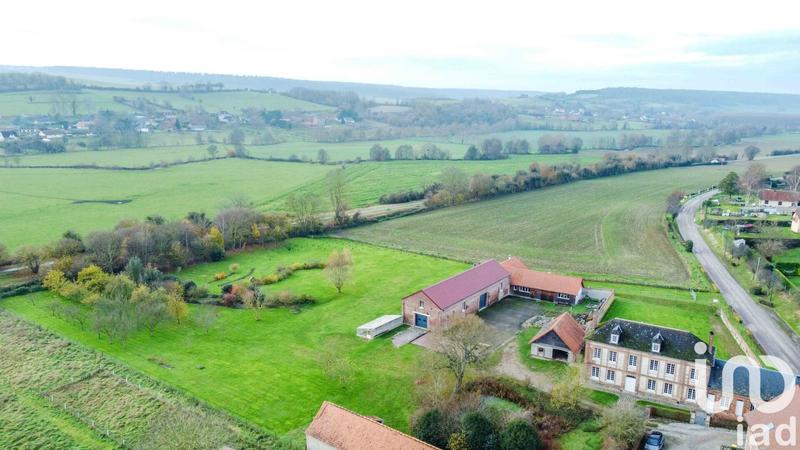 Maison - 235 m² - 8 pièces