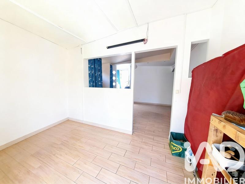 Maison - 250 m² - 12 pièces