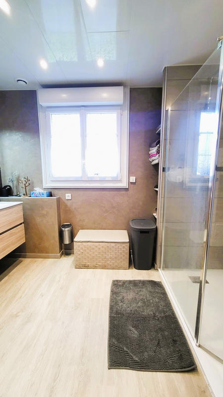 Maison - 158 m² - 7 pièces