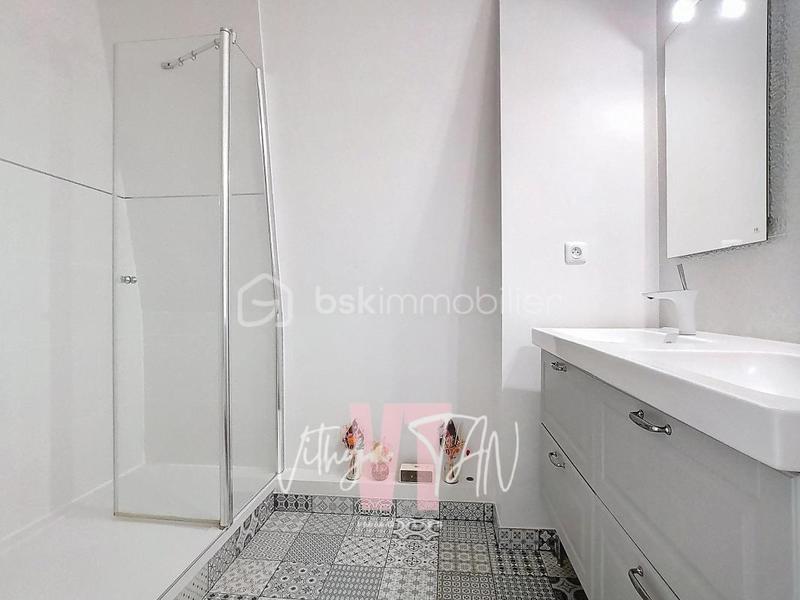 Appartement - 112 m² - 5 pièces