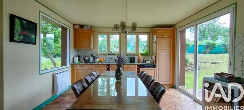 Maison - 279 m² - 6 pièces