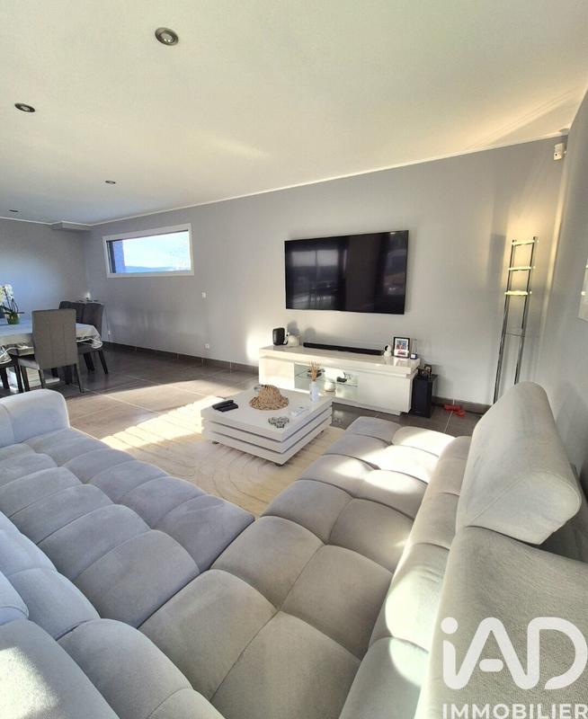 Maison - 150 m² - 6 pièces