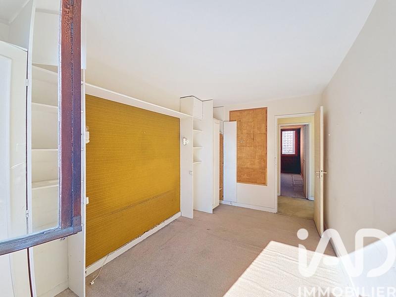 Appartement - 93 m² - 5 pièces