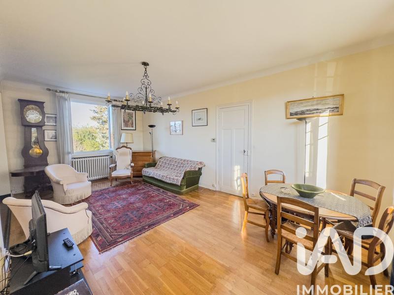 Maison - 91 m² - 4 pièces