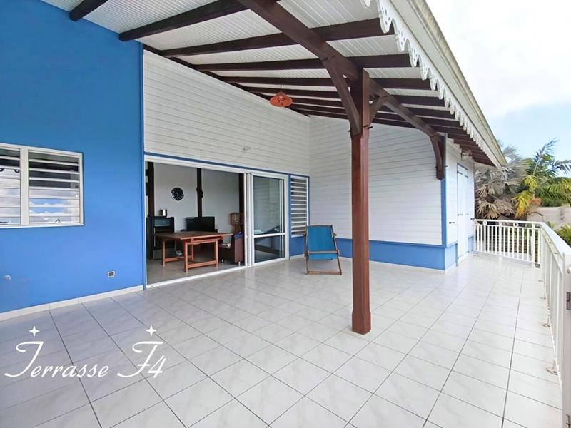 Maison - 445 m² - 11 pièces