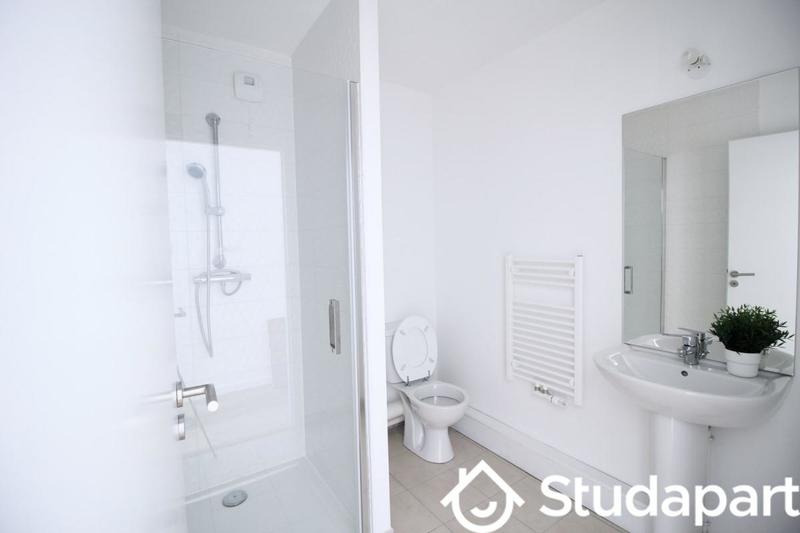 Chambre - 12 m² - 1 pièce