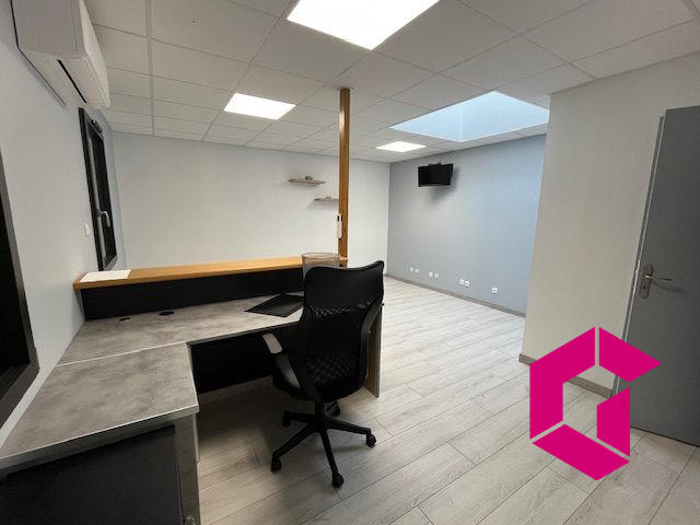 Local d'activités - 600 m²