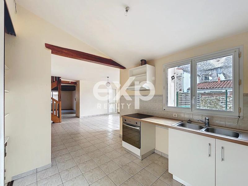 Maison - 120 m² - 5 pièces