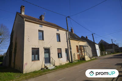 Maison - 97 m² - 4 pièces