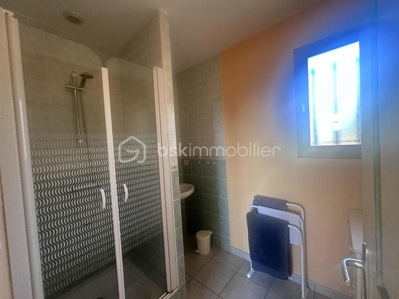 Maison traditionnelle - 148 m² - 9 pièces