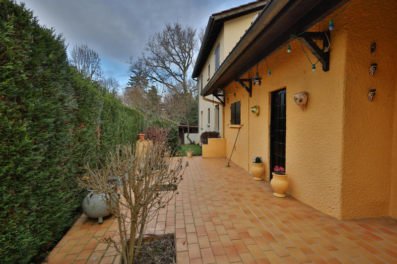 Maison - 104 m² - 4 pièces