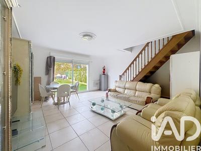 Maison - 79 m² - 3 pièces