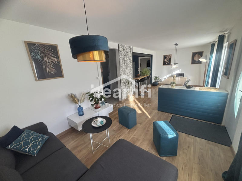 Maison - 91 m² - 4 pièces