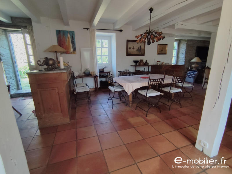 Maison ancienne - 154 m² - 6 pièces