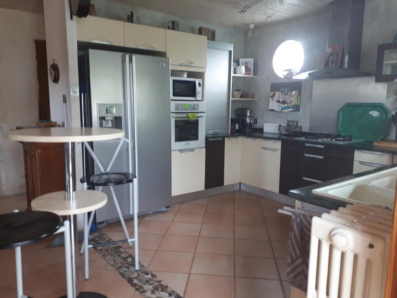 Maison - 176 m² - 8 pièces