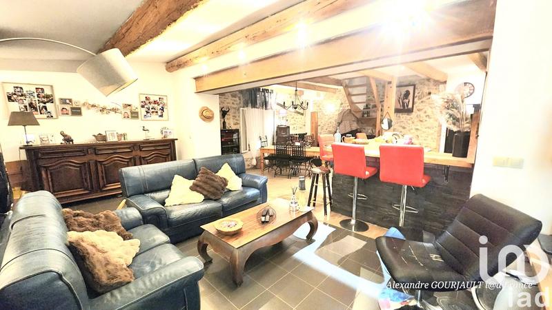 Maison - 92 m² - 5 pièces