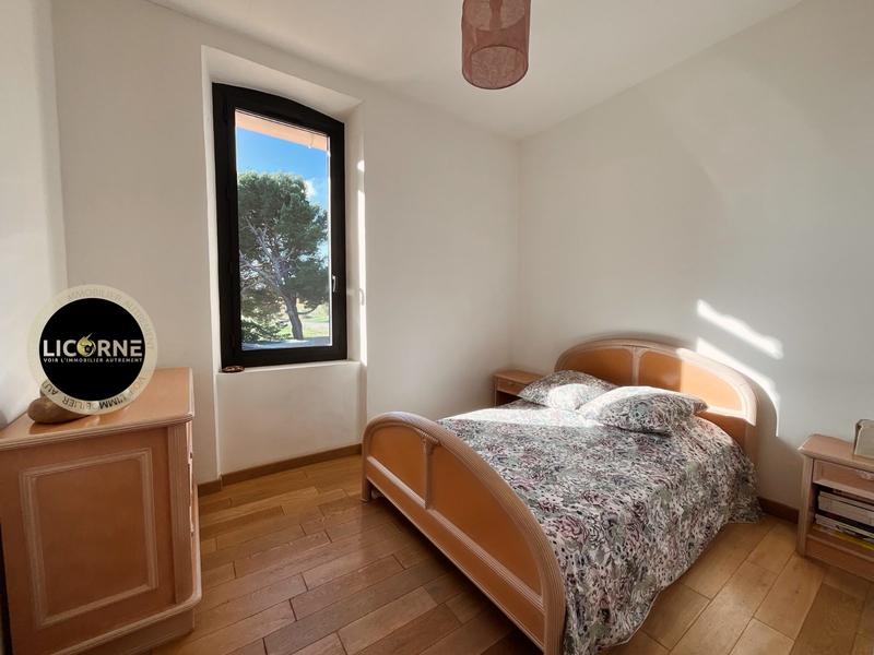 Mas - 267 m² - 7 pièces