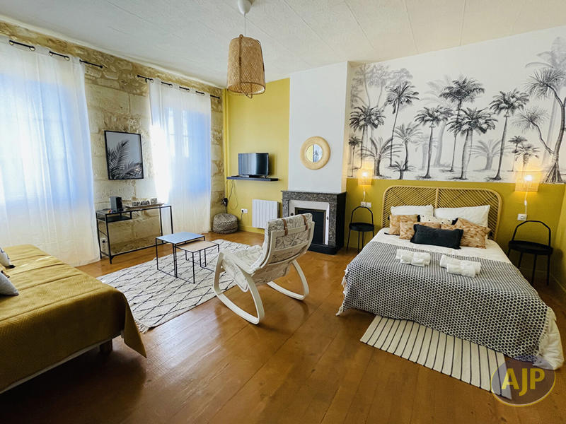 Maison bourgeoise - 323 m² - 12 pièces