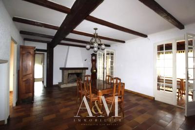 Villa - 220 m² - 6 pièces