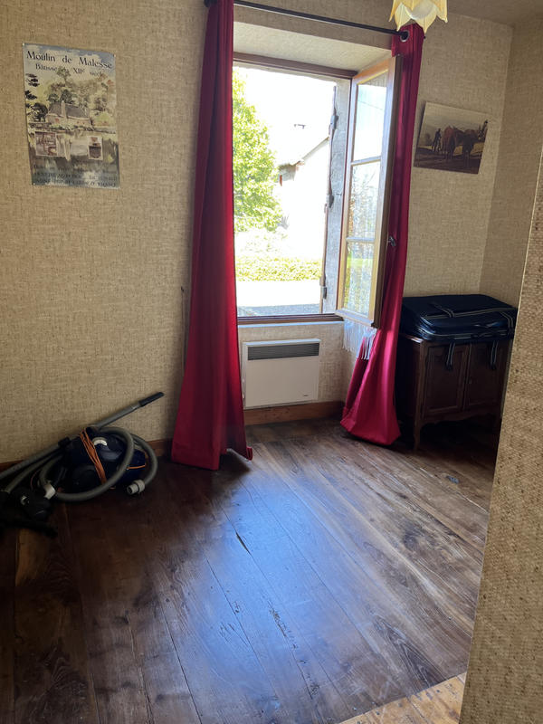 Maison - 110 m² - 6 pièces