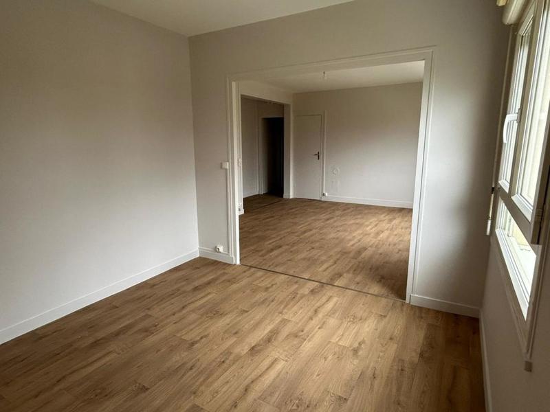 Appartement - 84 m² - 5 pièces