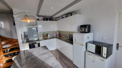 Maison - 123 m² - 9 pièces