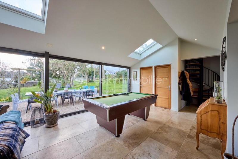 Maison de maîtres - 260 m² - 9 pièces