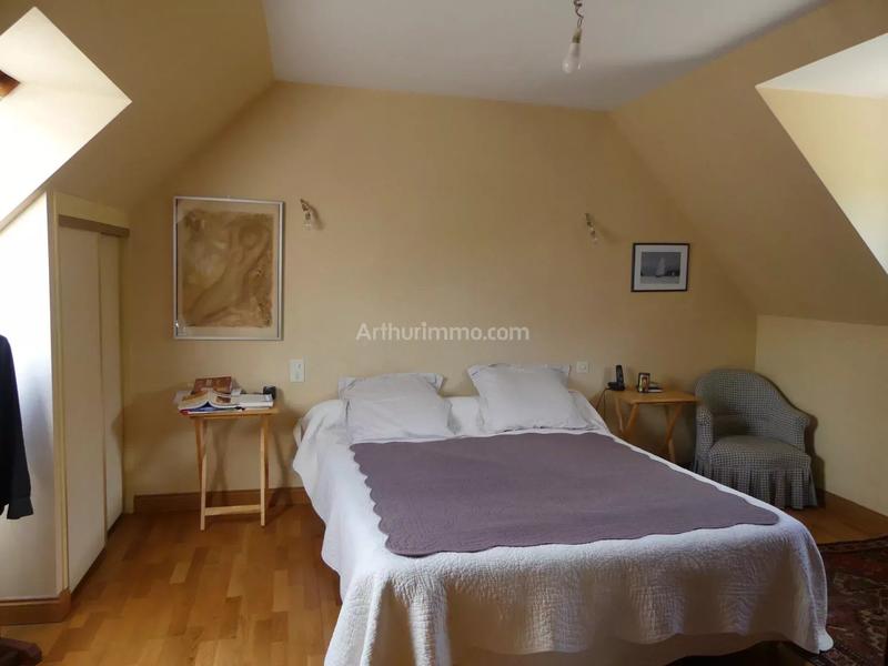 Maison - 180 m² - 7 pièces