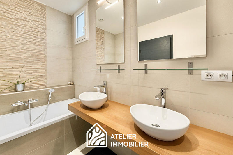 Maison - 134 m² - 5 pièces