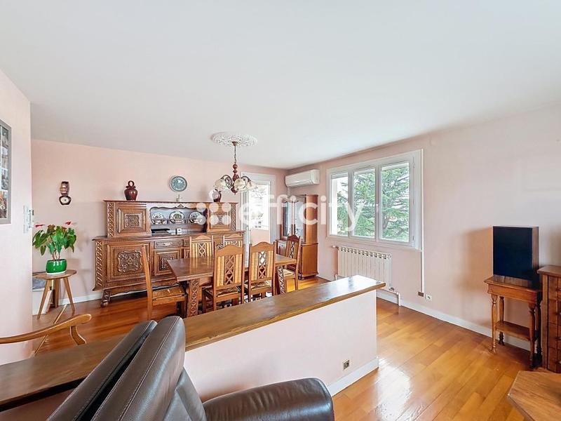 Appartement - 78 m² - 4 pièces