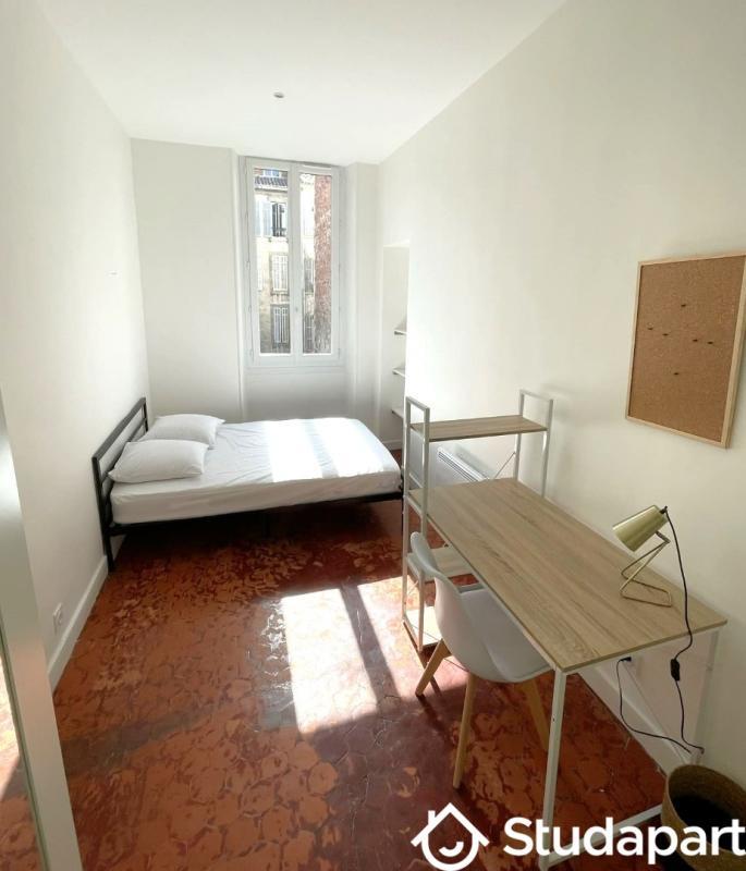 Chambre - 11 m² - 1 pièce