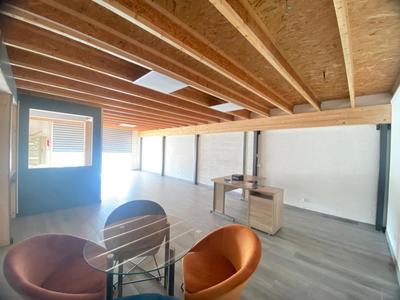 Local commercial - 168 m²
