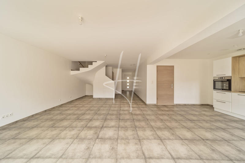 Maison - 158 m² - 7 pièces