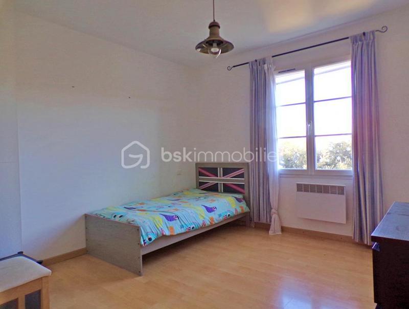 Maison traditionnelle - 171 m² - 6 pièces