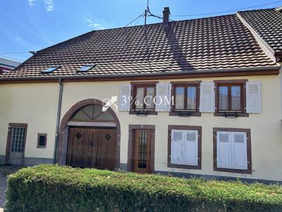 Maison - 219 m² - 8 pièces