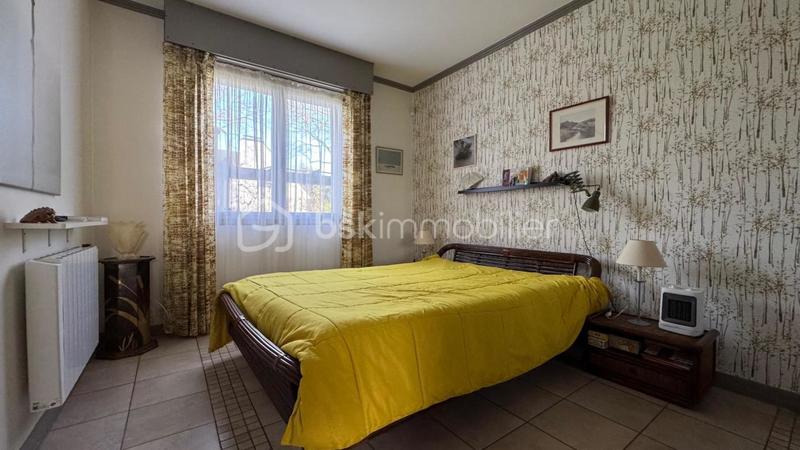 Maison traditionnelle - 132 m² - 7 pièces