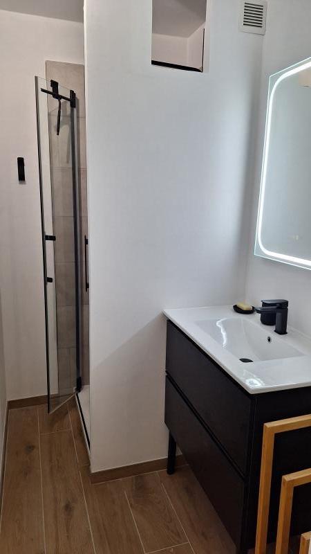 Appartement - 75 m² - 4 pièces